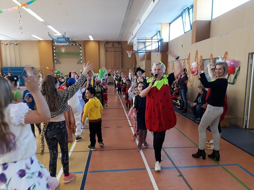 N&auml;rrischer Schulfasching im &Ouml;stertal