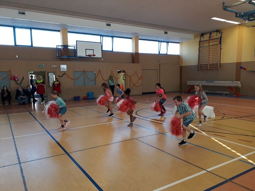 N&auml;rrischer Schulfasching im &Ouml;stertal