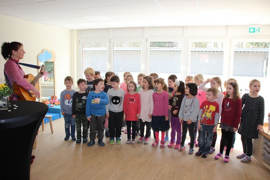 Kita-Ausbau &uuml;bergeben