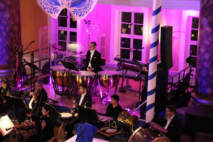 Venezianischer Maskenball