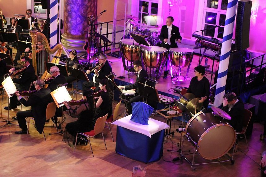 Venezianischer Maskenball