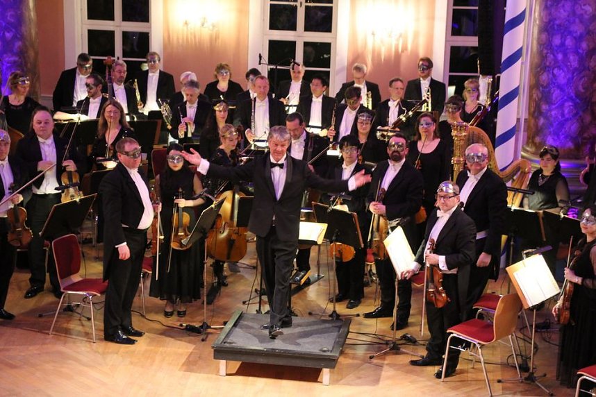 Venezianischer Maskenball