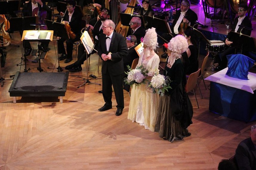 Venezianischer Maskenball