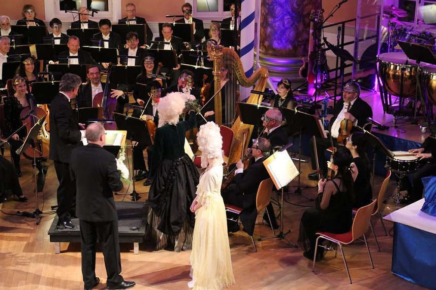 Venezianischer Maskenball