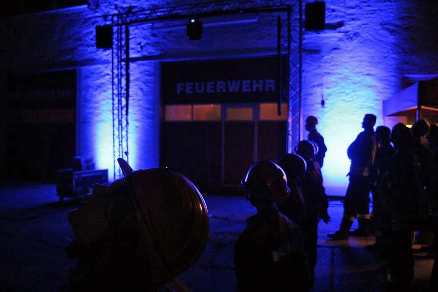 Freiwillige Feuerwehr pr&auml;sentierte HLF20