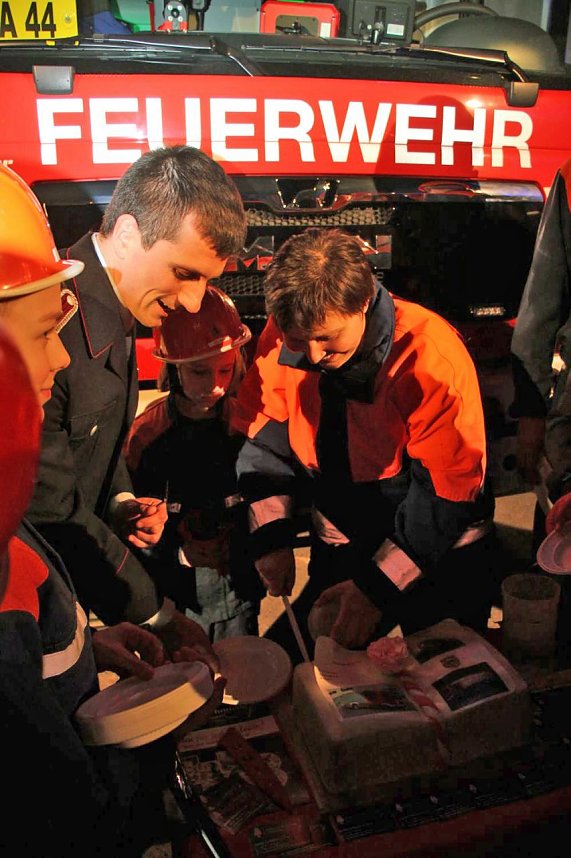 Freiwillige Feuerwehr pr&auml;sentierte HLF20