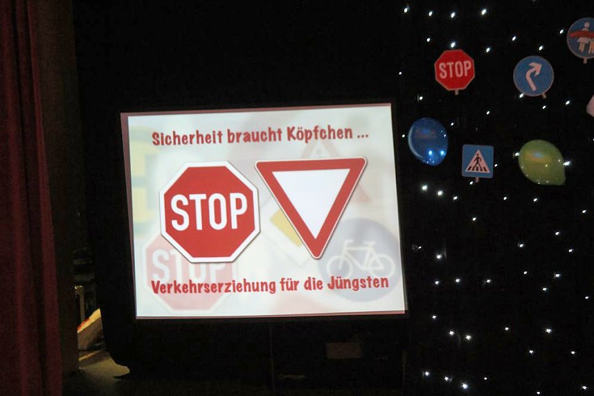 Mit Clown Hajo f&uuml;r mehr Sicherheit