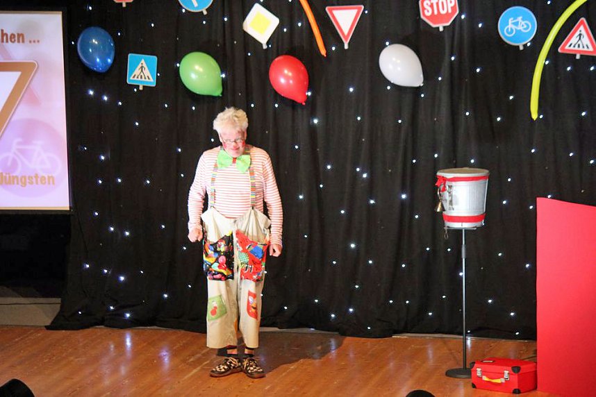 Mit Clown Hajo f&uuml;r mehr Sicherheit