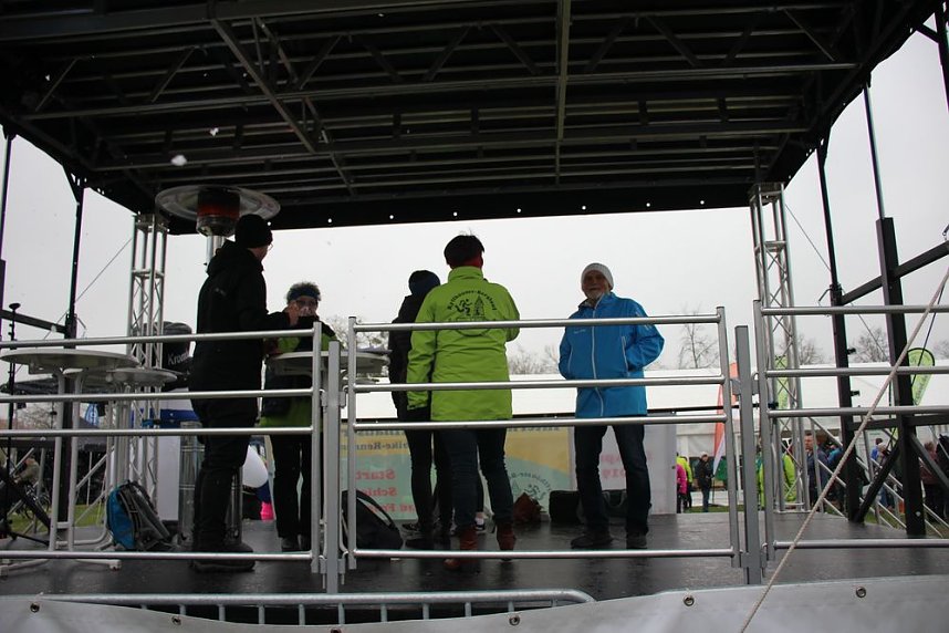 Schnee und K&auml;lte beim Kyffh&auml;usder Berglauf