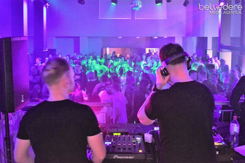 Party im Jugendclubhaus in Nordhausen - der Samstag