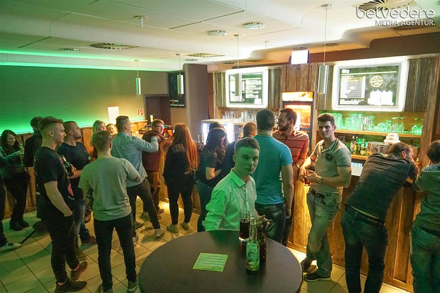 Party im Jugendclubhaus in Nordhausen - der Samstag