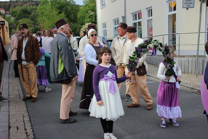 27. Fliederfest er&ouml;ffnet - Verabschiedung Fliederk&ouml;nigin