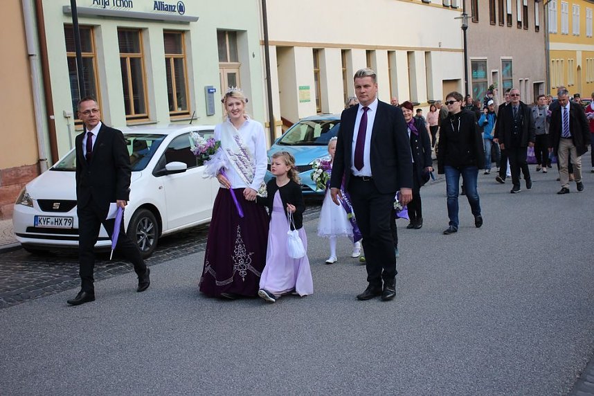 27. Fliederfest er&ouml;ffnet - Verabschiedung Fliederk&ouml;nigin