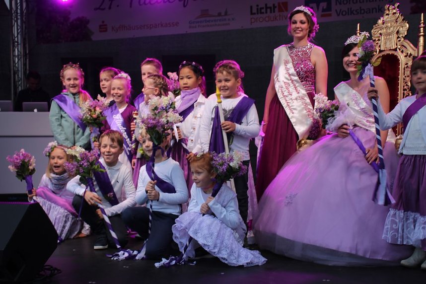 Neue Fliederk&ouml;nigin gekr&ouml;nt