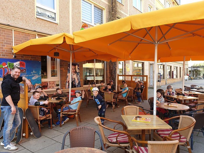 Auf dem Skateboard in die Osterferien