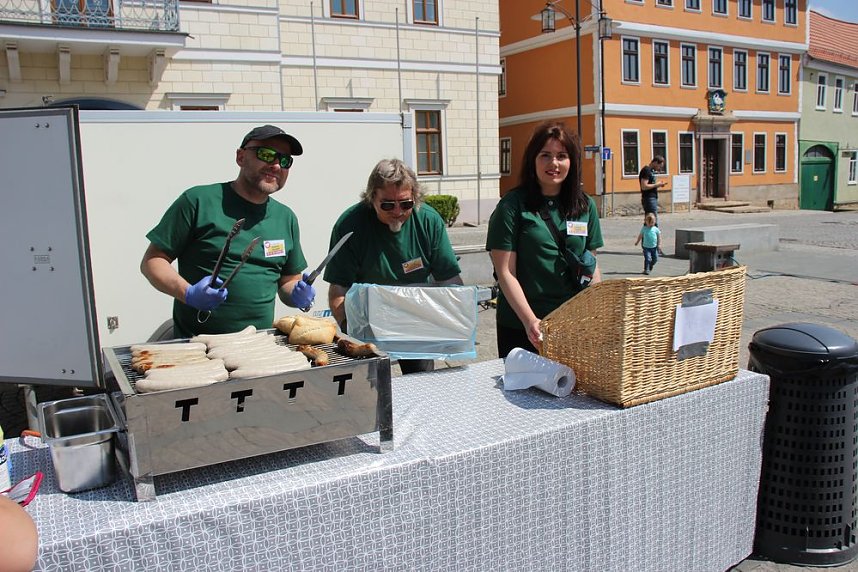 Spenden f&uuml;r sechs Vereine