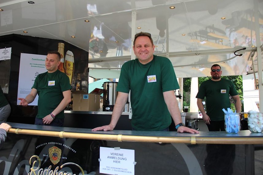 Spenden f&uuml;r sechs Vereine