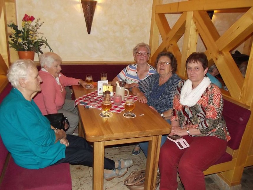 WB4 besuchte Sophienhof und die Ziegenalm