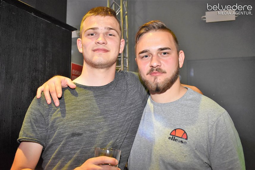 Party im Jugendclubhaus in Nordhausen - der Samstag