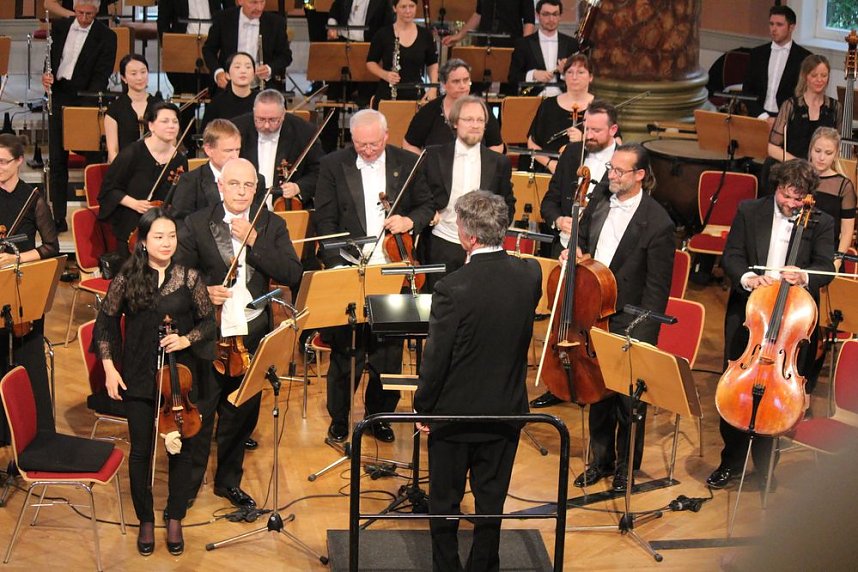 Grandiose Er&ouml;ffnung der Liszt-Biennale