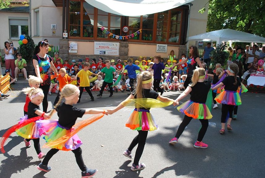 Tolle Stimmung zum  Stra&szlig;enfest