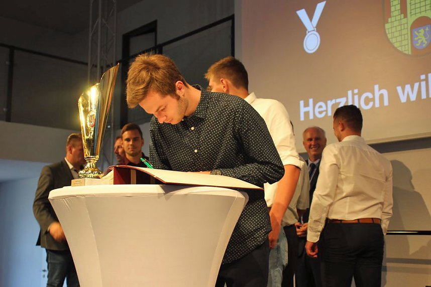 Fu&szlig;baller geehrt