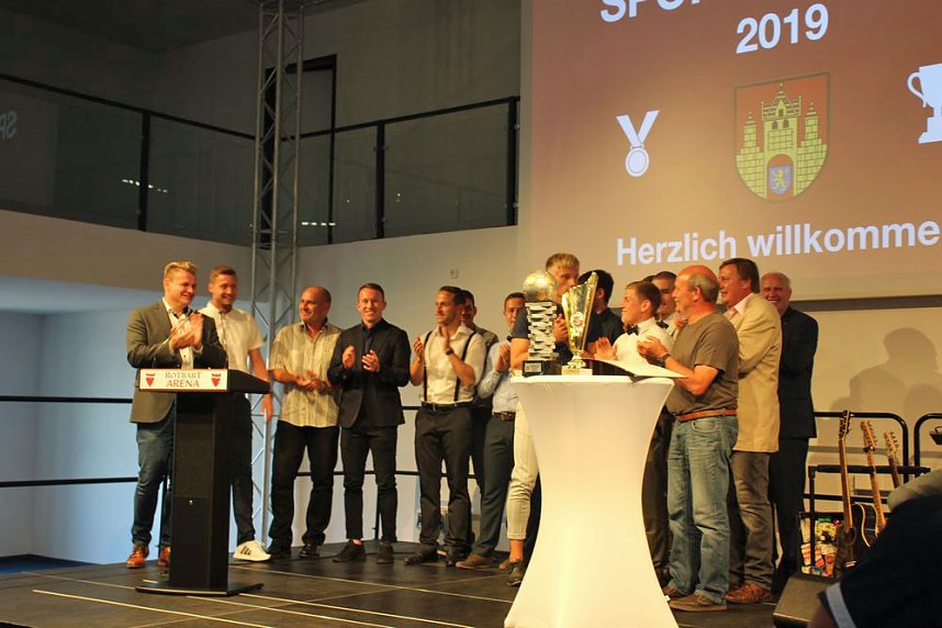 Fu&szlig;baller geehrt