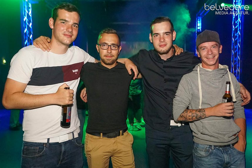 Party im Jugendclubhaus in Nordhausen - der Samstag