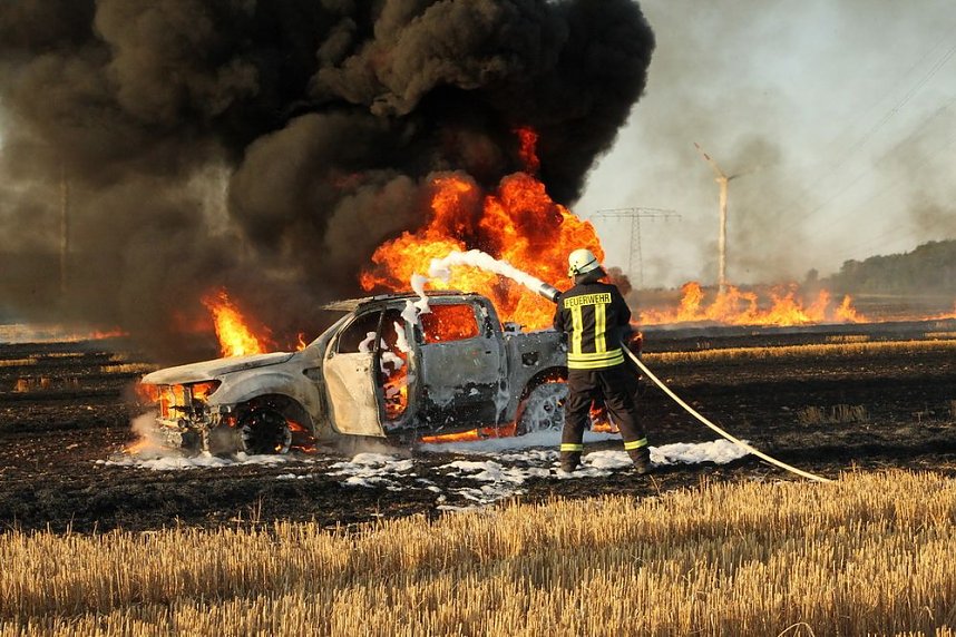 Feldbrand bei Gro&szlig;berndten
