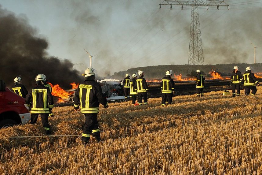 Feldbrand bei Gro&szlig;berndten