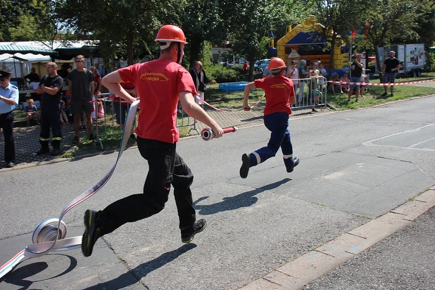 Feuerwehrfest mit Kindersachenbasar