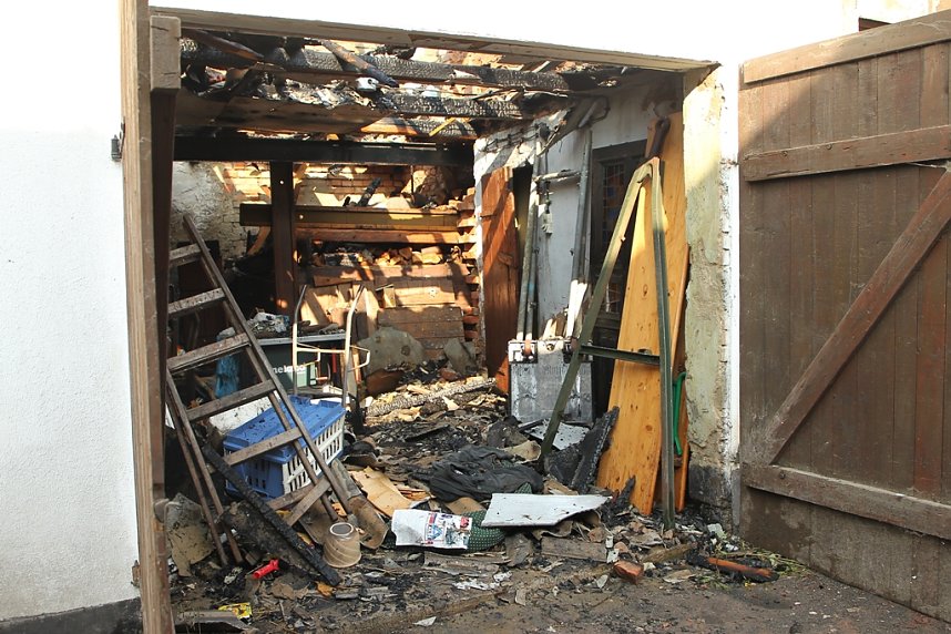 Brand in leerstehendem Geb&auml;ude