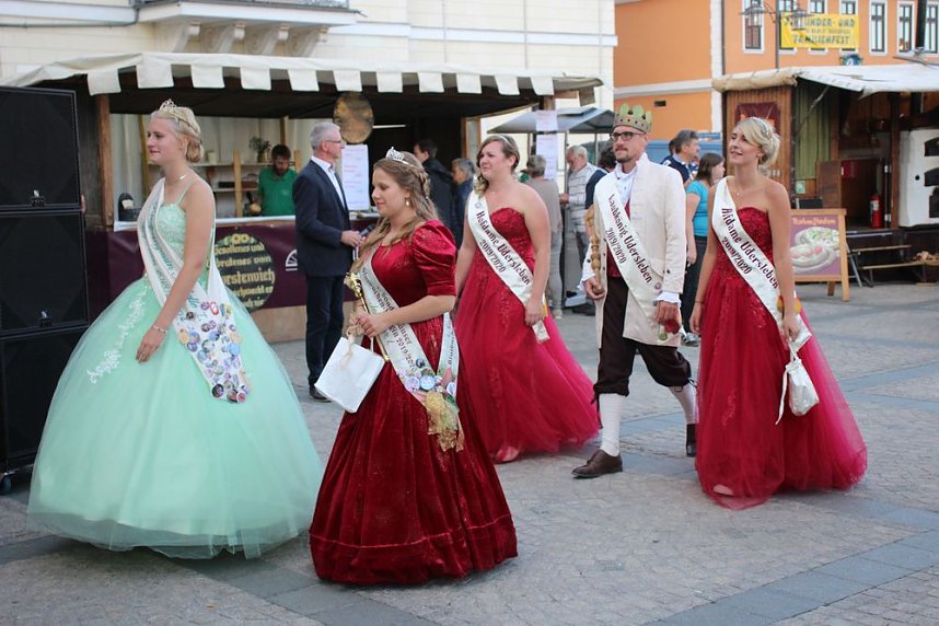 Erfolgreich ins Weinfest gestartet