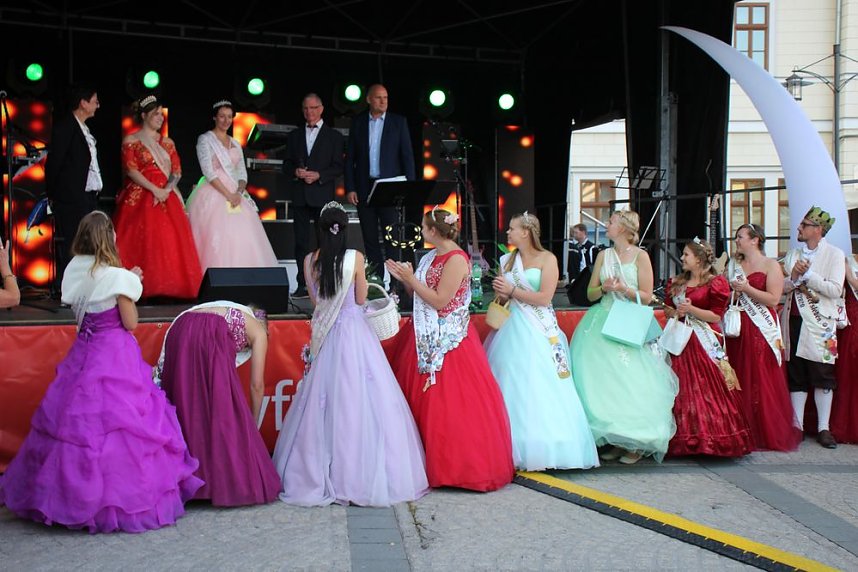 Erfolgreich ins Weinfest gestartet