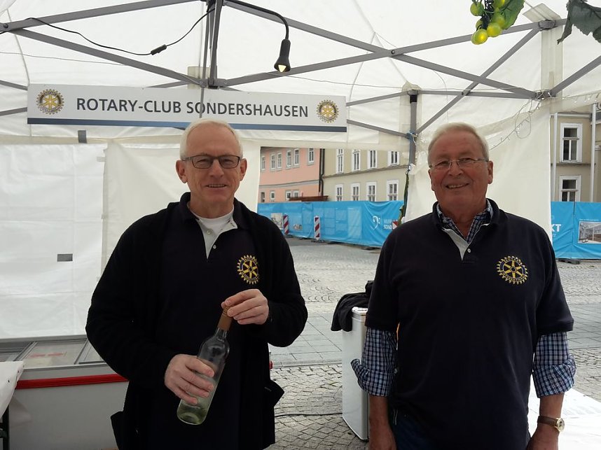 Tolle Stimmung beim Weinfest