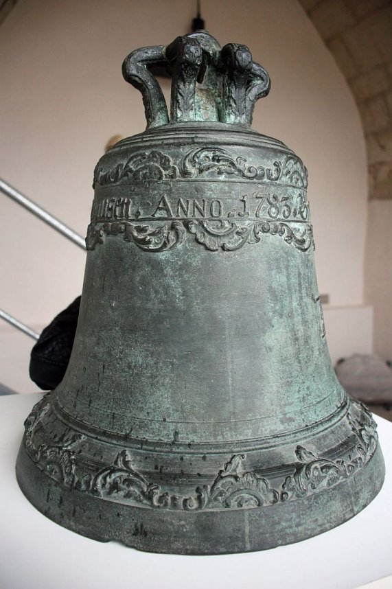 Glocke, die wohl nie l&auml;utete, ist zur&uuml;ck