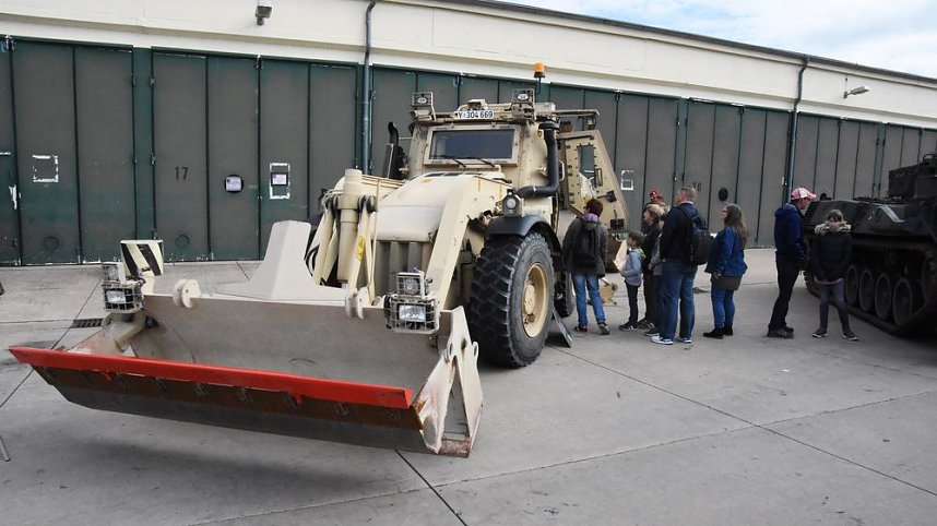Kyffh&auml;userkaserne ein Besuchermagnet