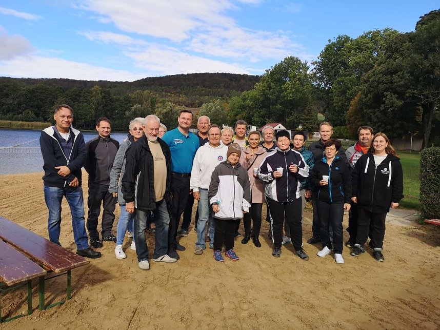 Letztes Abbaden am Bebraer Teich