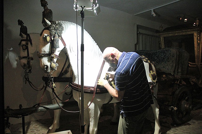 "T&Uuml;V" f&uuml;r Goldene Kutsche