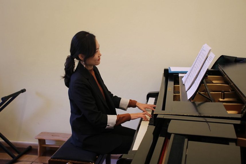 An der Musik "geschnuppert"