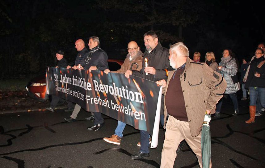 Friedensgebet mit Friedensmarsch