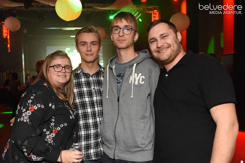Party im Jugendclubhaus in Nordhausen - der Samstag