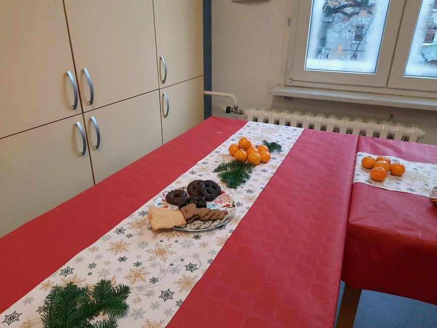 Kreativer Weihnachtsmarkt im JUST