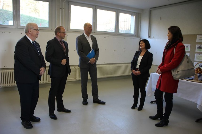 Ausr&uuml;stung soll zeitgem&auml;&szlig; werden