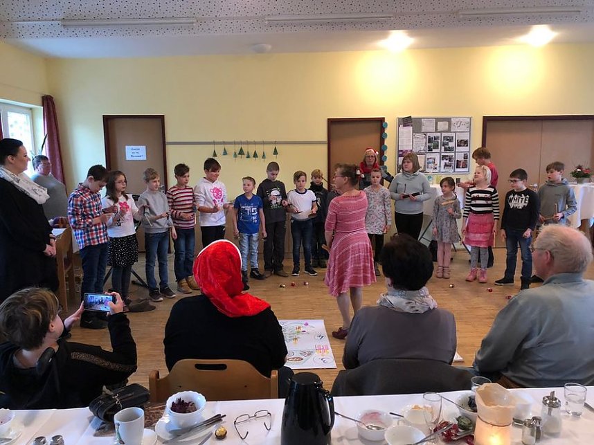 Kommunikatives Fr&uuml;hst&uuml;ck mit Weihnachtsprogramm