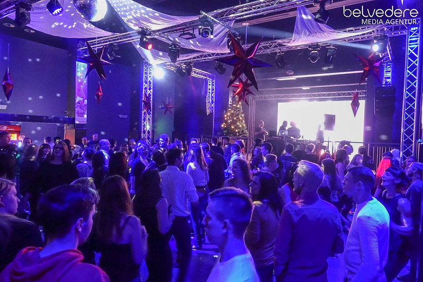 Party im Jugendclubhaus in Nordhausen - der Samstag