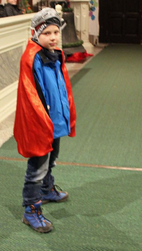 Kinder bringen Licht ins Dunkel