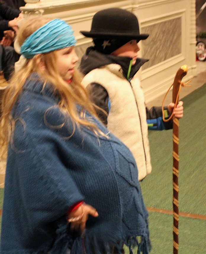 Kinder bringen Licht ins Dunkel