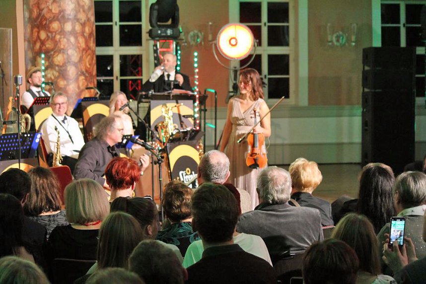 Mit Freaky Tones wieder beschwingt in die Weihnacht