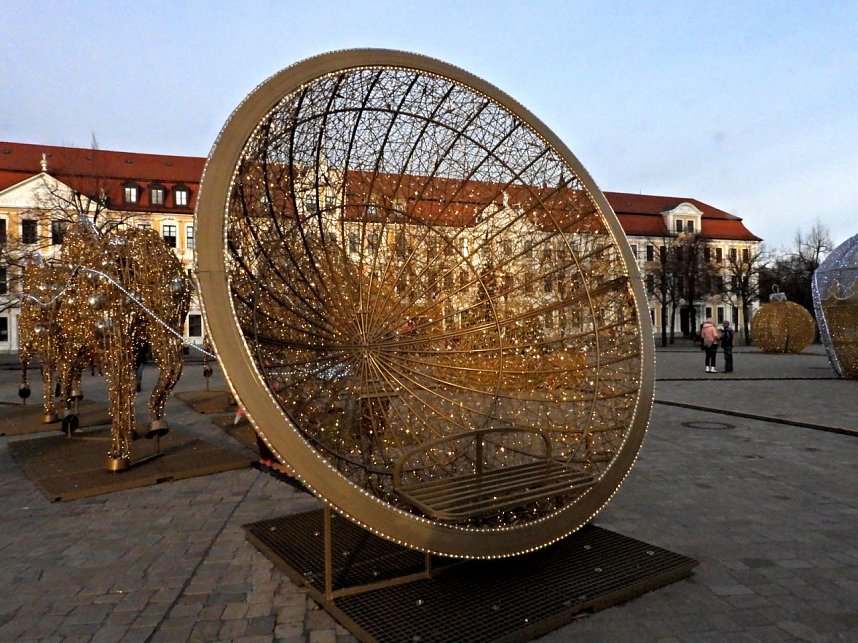 Installation vor dem Magdeburger Dom